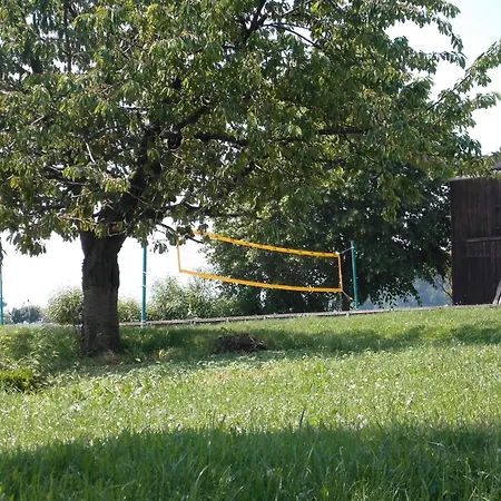 아파트 Naecke Mit Flechtwerkstatt *