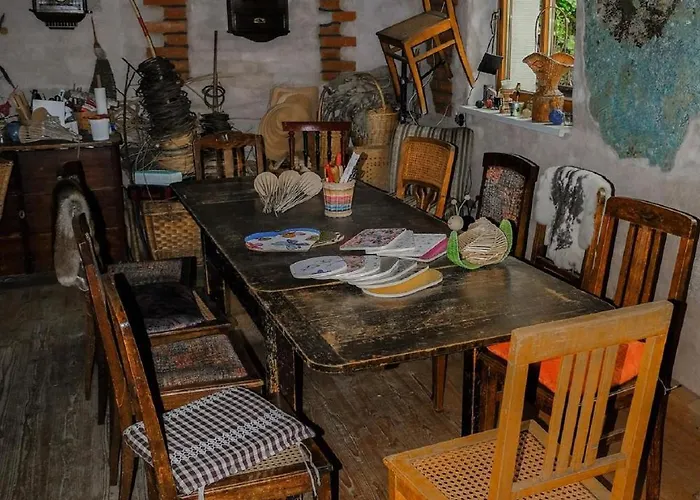 Appartement Näcke Mit Flechtwerkstatt Klingenberg